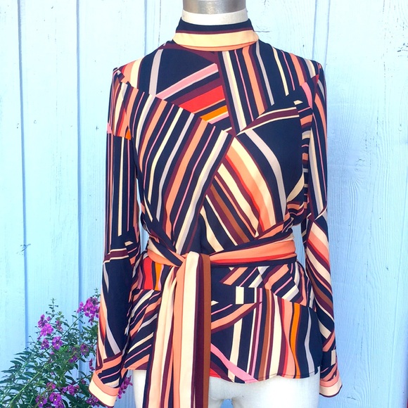 Vintage style blouse - Picture 3 of 7